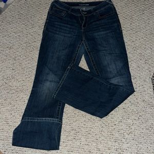 Dark washed boot cut jeans size 6